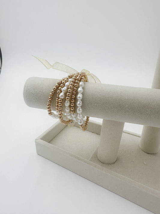 Pearl and Gold Bracelet SINGLES